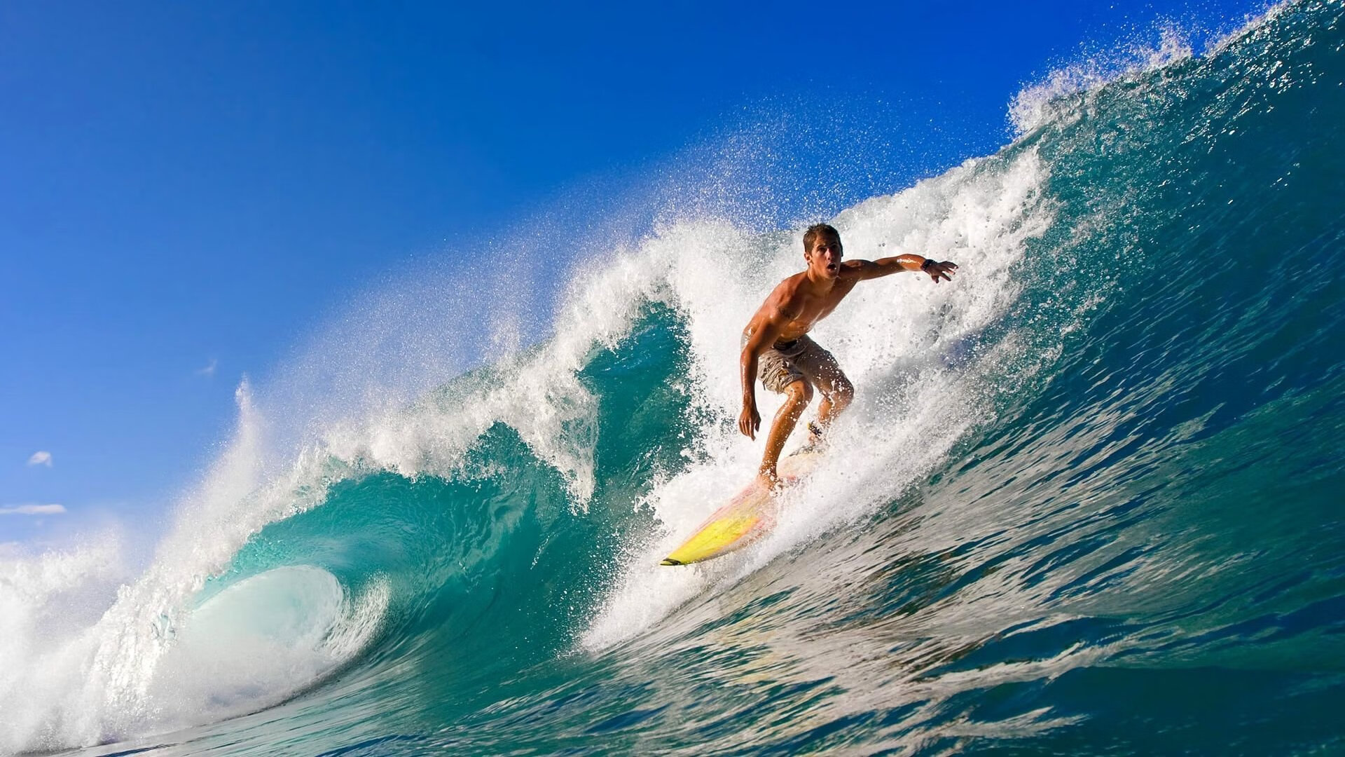 开云电竞中国-西甲：巴萨3-1逆转赫塔菲，莱万和登贝莱表现出色，巴萨3-3莱万特